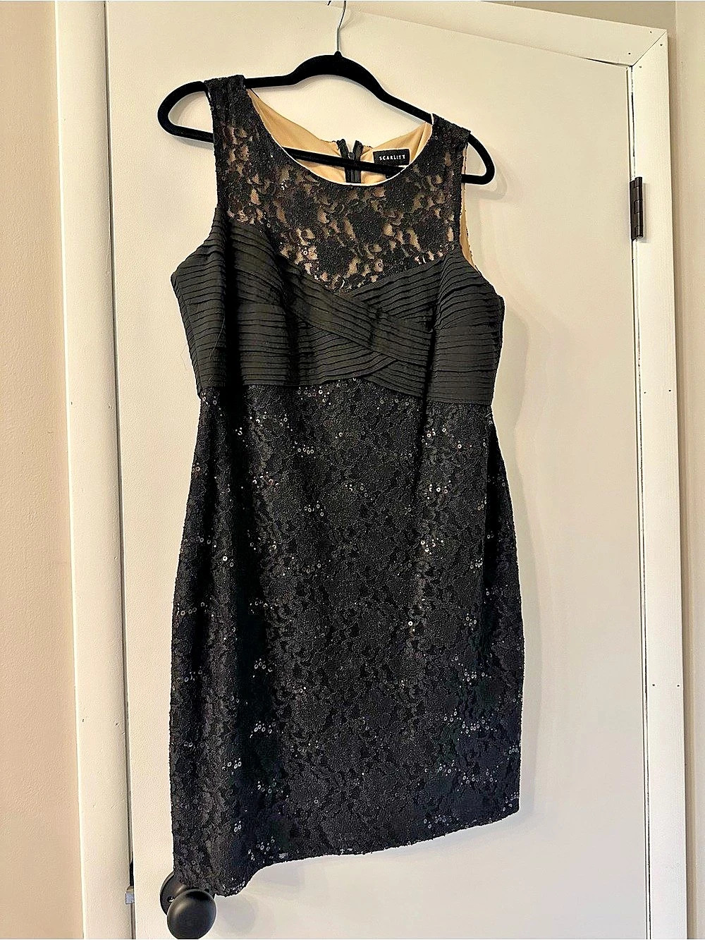 Scarlett Black Lace Sequin Mini Dress Size 16 Like New